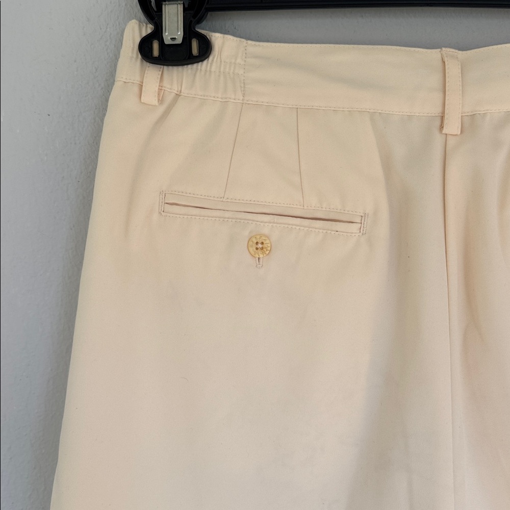 Vintage IZOD Club Antique Ivory high rise pleated Bermuda shorts size 10 - Picture 6 of 12